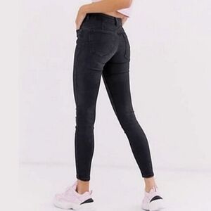 BERSHKA "Push Up" Mid Rise Jeans- Size 04 (fits slightly slimmer)